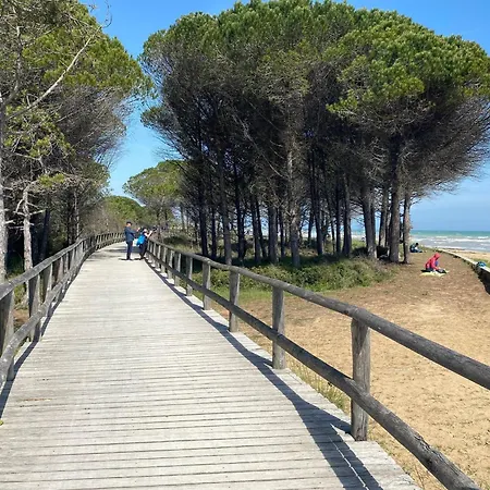 Contemporary Seafront Complex With Pool * Bibione